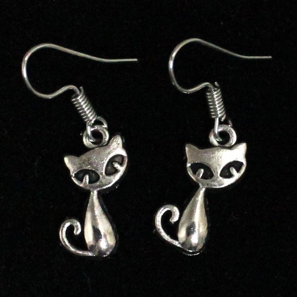 1 Pair Fish Hook Style Pierced Dangle Kitten Cat Silver Tone Earrings - Picture 1 of 5